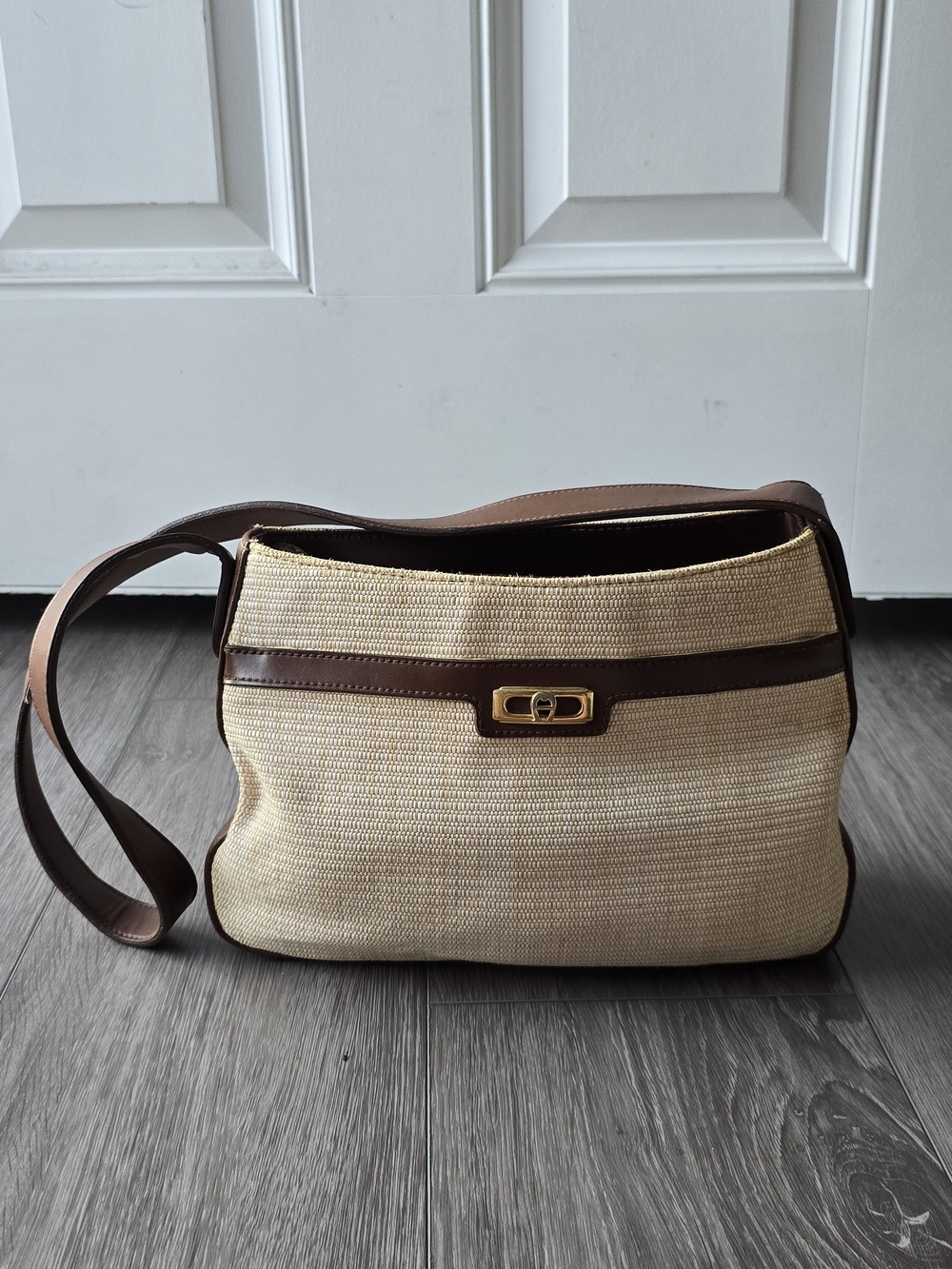 Etienne Aigner Woven Shoulder Bag Ivory Brown Manmade Trim Gold Turn Lock Vtg - Picture 10 of 13